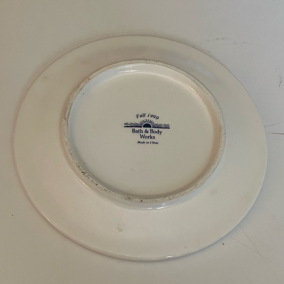 BATH & BODY WORKS 1999 VINTAGE HALLOWEEN 6” CERAMIC PLATE WHAT A SCREAM! - Picture 3 of 4